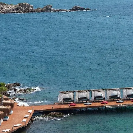 Secluded Bay Presidential Milas